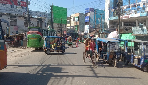 মৌলভীবাজারে অবরোধের দ্বিতীয় দিনে মাঠ ছাড়া বিএনপি