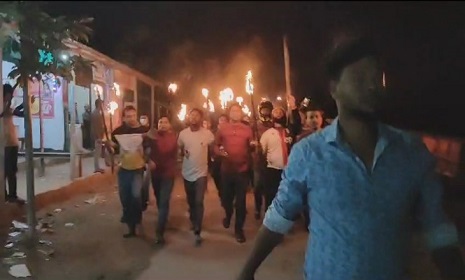 পলাশবাড়ীতে হরতালের সমর্থনে বিএনপির মিছিল
