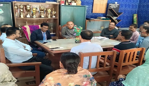 মহম্মদপুরে বিদ্যালয় পরিদর্শন করলেন জেলা শিক্ষা অফিসার