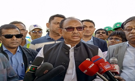 ‘আমি রেলে চড়ে নড়াইলে এসেছি’