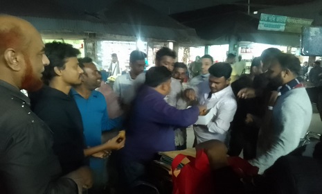 পাংশায় আনন্দ মিছিল ও মিষ্টি বিতরণ