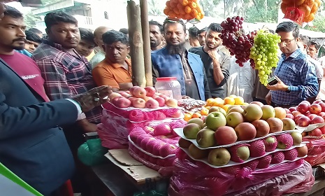 মহম্মদপুরে ভ্রাম্যমাণ আদালত কর্তৃক ৩ ব্যবসায়ীকে জরিমানা