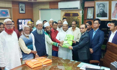 জামালপুরে স্বতন্ত্র প্রার্থী হয়ে মনোনয়ন জমা দিলেন আ'লীগ নেতা রেজনু