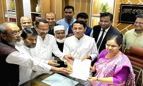 লক্ষ্মীপুরে ৪৩ এমপি প্রার্থীর মনোনয়নপত্র জমা