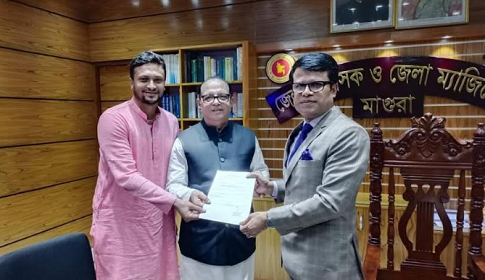 মাগুরায় দুটি আসনে ১৫ প্রার্থীর মনোনয়ন পত্র জমা 
