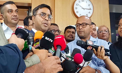 ‘যিনি জোয়াল কাঁধে নিয়েছেন তিনিই বুঝবেন হালকা না ভারী’