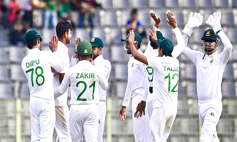অপরিবর্তিত একাদশ নিয়ে খেলছে টাইগাররা