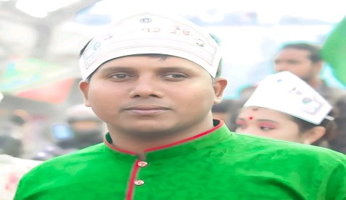 ছাত্রলীগ নেতার আপত্তিকর ছবি ভাইরাল