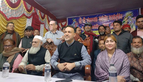 শৈলকুপায় মহানাম যজ্ঞানুষ্ঠান পরিদর্শন করলেন স্বতন্ত্র এমপি প্রার্থী দুলাল বিশ্বাস