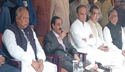 ‘ট্রেনে আগুন দিয়ে মানুষ মেরে গণতন্ত্র হয় না’