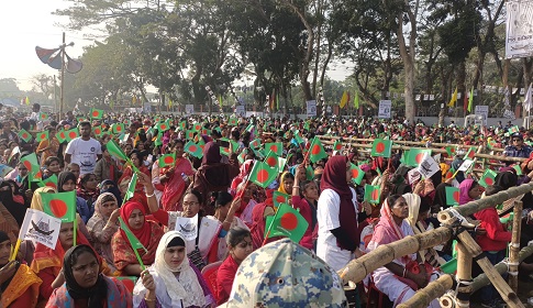 টুঙ্গিপাড়ায় প্রধানমন্ত্রীর নির্বাচনী জনসভা কানায় কানায় পূর্ণ 