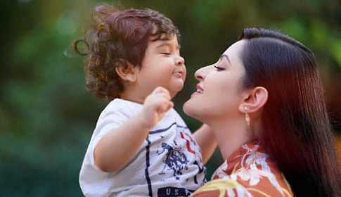 কলকাতায় গিয়ে মন খারাপের কথা জানালেন পরীমণি
