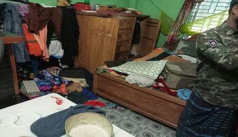 গোপালগঞ্জে অস্ত্রের মুখে জিম্মি করে বাড়িতে ডাকাতি, সর্বস্ব লুট