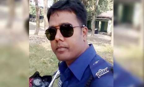 কুষ্টিয়ায় নারী-শিশুসহ ৩ জনকে হত্যার দায়ে পুলিশ কর্মকর্তার মৃত্যুদণ্ড