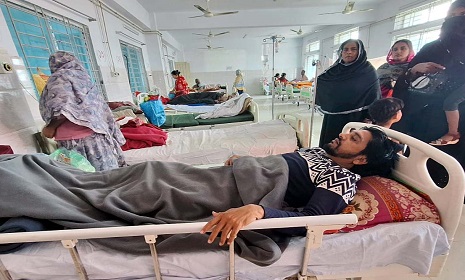 গোপালগঞ্জে প্রধানমন্ত্রীকে কটুক্তির অভিযোগে বিএনপি নেতাকে মারধর