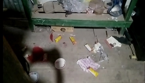 কলাপাড়ায় বকেয়া টাকা চাওয়ায় দােকান ভাঙচুর, লাখ টাকা লুট