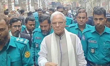 কারামুক্ত আলতাফ হোসেন চৌধুরী