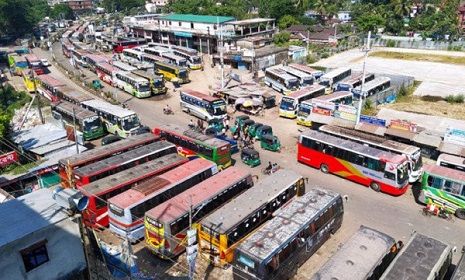 সিলেটে ৫ দাবিতে চলছে পরিবহন ধর্মঘট