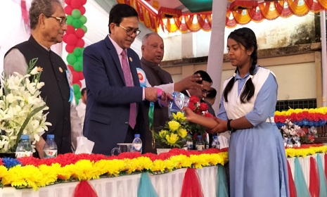 গোপালগঞ্জে কৃতি শিক্ষার্থীদের সংবর্ধনা ও পুরস্কার বিতরণ