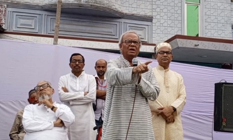 ‘আওয়ামী লীগ উন্নয়নের নামে দেশে লুটপাট করছে’