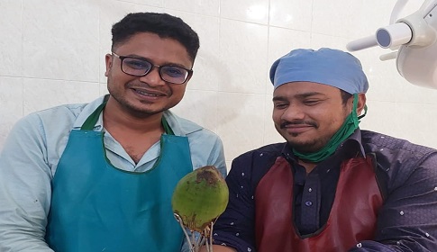 যুবকের পায়ুপথে ৬ ইঞ্চি ডাব, ১ ঘণ্টার চেষ্টায় সফল অস্ত্রোপচার