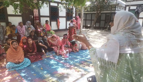 শ্রীনগরে ফিরুজা বেগমের গণসংযোগ