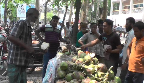 সাতক্ষীরায় বেড়েছে গরমের তীব্রতা, খেটে খাওয়া মানুষের দুর্ভোগ