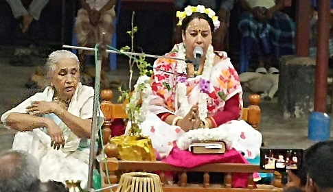 ধামরাইয়ে মাধব মন্দিরে সপ্তাহ ব্যাপী বার্ষিক ধর্মীয় উৎসব