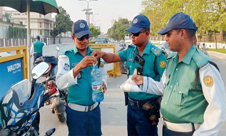 তাপপ্রবাহে পুলিশ সদস্যদের প্রতি ১১ নির্দেশনা