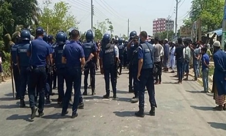 ফরিদপুরের মধুখালি রণক্ষেত্র, দফায় দফায় সংঘর্ষে পুলিশসহ আহত ১৫