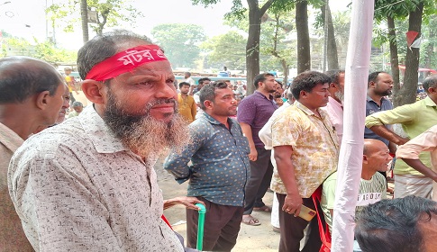 নীলফামারীতে মহান মে দিবস পালন