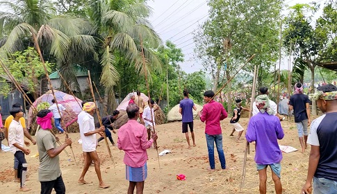 ভৈরবে আধিপত্য নিয়ে দুই গ্রুপের দফায় দফায় সংঘর্ষে আহত শতাধিক