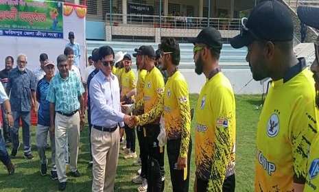 ফরিদপুরে প্রিমিয়ার ডিভিশন ক্রিকেট লিগ শুরু