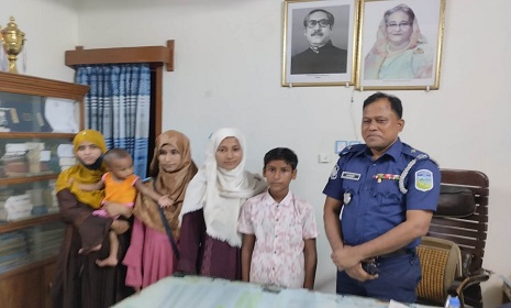 তারাকান্দায় নির্যাতিত ও অসহায় পরিবারের পাশে ওসি ওয়াজেদ
