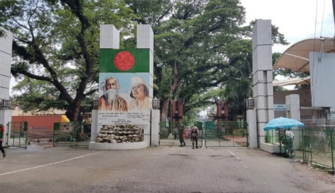 বাংলাদেশিদের টুরিস্ট ভিসায় ভারত ভ্রমণে ৩ দিনের নিষেধাজ্ঞা চলছে