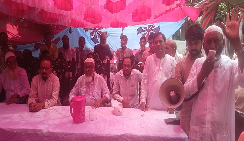 মহম্মদপুরে নারীদের নিয়ে আনারস প্রতীকের উঠান বৈঠক