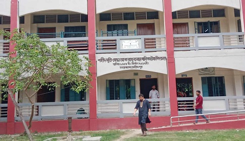 নগরকান্দায় ভূত আতঙ্কে অসুস্থ একাধিক শিক্ষার্থী