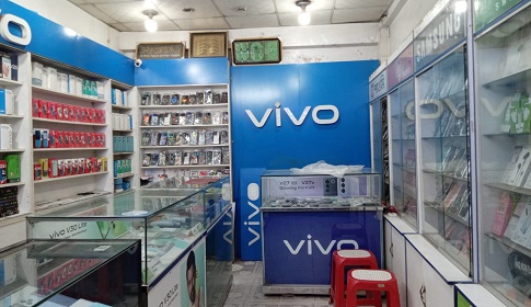 লোহাগড়ায় ২টি মোবাইলের দোকানে দুর্ধর্ষ চুরি