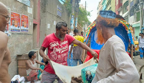 চামড়ার ভালো দাম পেয়ে খুশি মৌসুমি ব্যবসায়ীরা