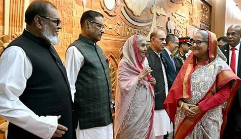 দিল্লির উদ্দেশে ঢাকা ছাড়লেন প্রধানমন্ত্রী