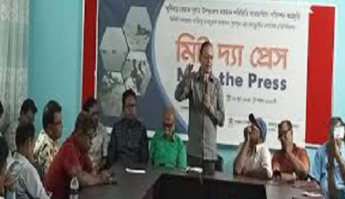 সাতক্ষীরায় ঘূর্ণিঝড় রেমাল পরবর্তী পরিস্থিতি নিয়ে আলোচনা সভা 