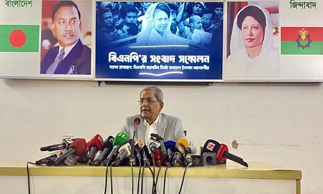 ‘খালেদা জিয়ার মুক্তির দাবিতে নতুন কর্মসূচি দেবে বিএনপি’