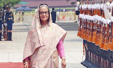 পুতুল অসুস্থ রাতেই দেশে ফিরছেন প্রধানমন্ত্রী