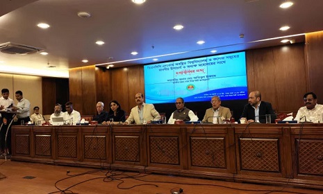শিক্ষার্থীদের পাশে দাঁড়ানোর আহ্বান শিক্ষকদের