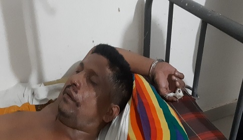 বড়াইগ্রামে ইউপি সদস্য কালাম মাতালের হামলায় নারীসহ আহত ৭ 