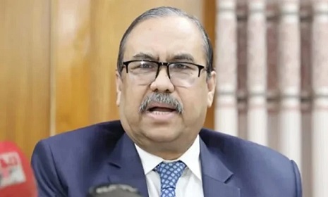 ‘সোশ্যাল মিডিয়া এখন এক বিপদের কারবার’
