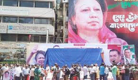 নয়াপল্টনে বিএনপির সমাবেশ চলছে