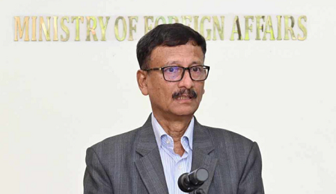 ঢাকা-দিল্লি-ইসলামাবাদ সম্পর্ক নিয়ে যা বললেন পররাষ্ট্র উপদেষ্টা