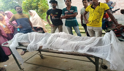 চোর সন্দেহে ঘুমন্ত যুবককে বাড়ি থেকে তুলে এনে পিটিয়ে হত্যা