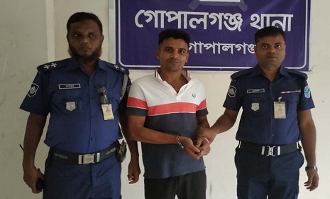 গোপালগঞ্জে ৩৩ মামলার আসামীকে গ্রেফতার